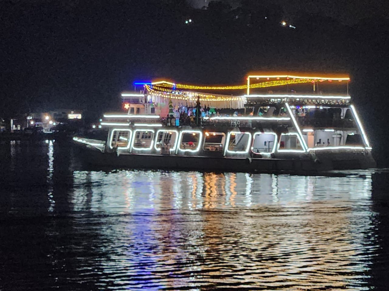 Princesa Cruise – Disco Dinner Cruise on Mandovi River