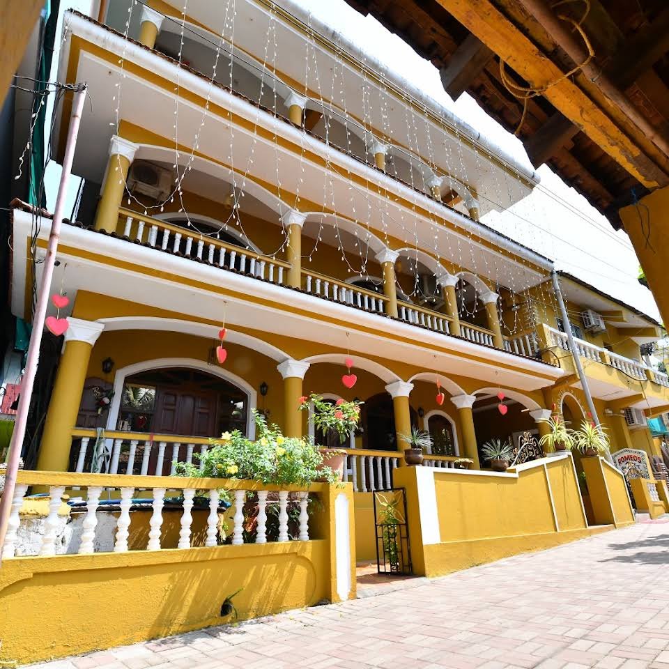 JG001 Romeo's Place Guest House